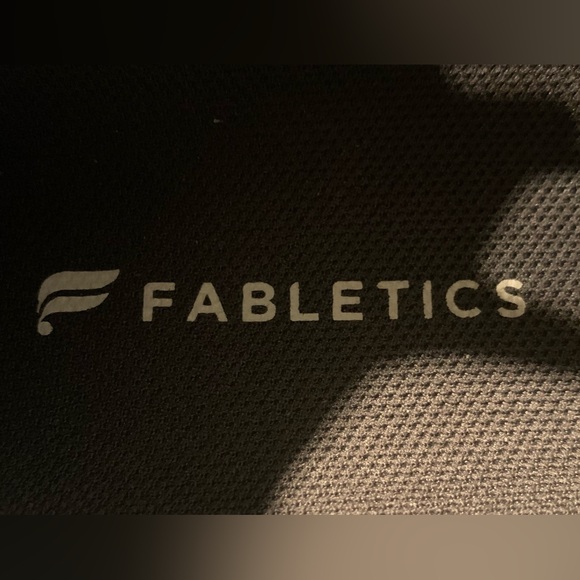 Fabletics Zumo Sneakers - Picture 2 of 12